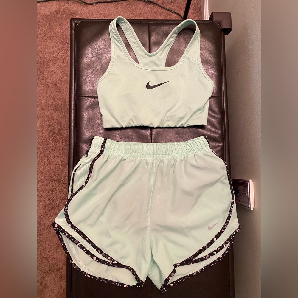 Custom Nike Set